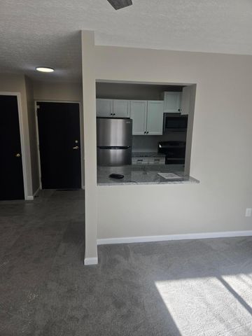 3939 Karl Road, 311, Columbus, OH 43224