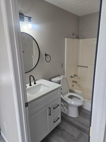 3939 Karl Road, 311, Columbus, OH 43224