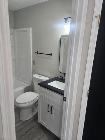 3939 Karl Road, 311, Columbus, OH 43224