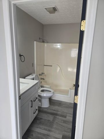 3939 Karl Road, 311, Columbus, OH 43224