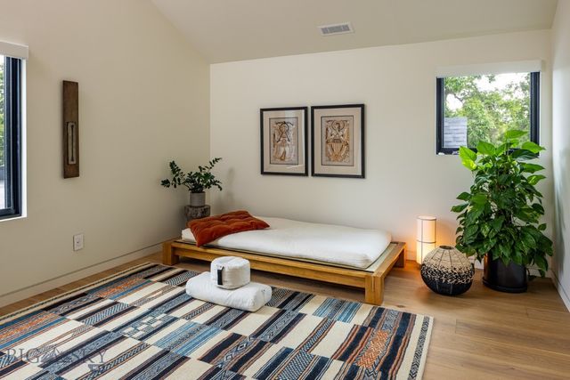 209 S 8th Avenue, Bozeman, MT 59715