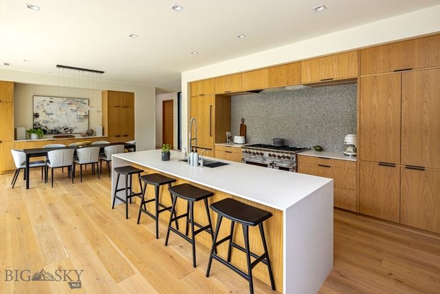 209 S 8th Avenue, Bozeman, MT 59715