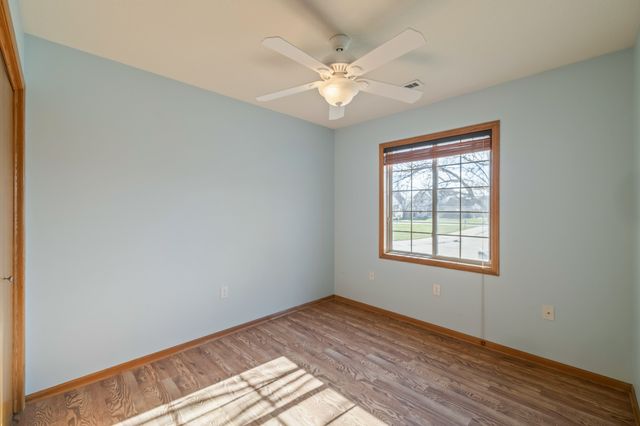 3218 SE Turnberry Drive, Ankeny, IA 50021