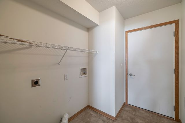 3218 SE Turnberry Drive, Ankeny, IA 50021