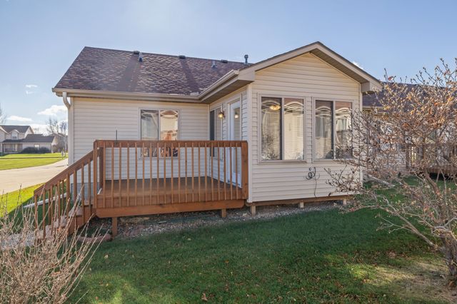 3218 SE Turnberry Drive, Ankeny, IA 50021