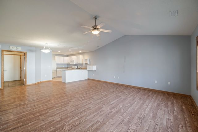 3218 SE Turnberry Drive, Ankeny, IA 50021