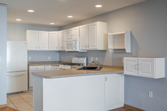 3218 SE Turnberry Drive, Ankeny, IA 50021