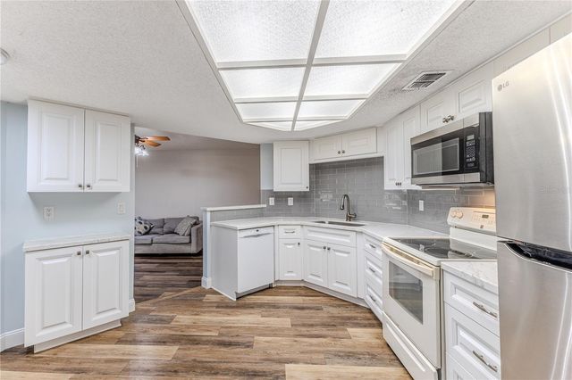 1299 STALLINGS AVENUE, Spring Hill, FL 34609