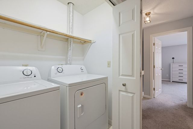 822 Maple Brook Rd 822, Bellingham, MA 02019