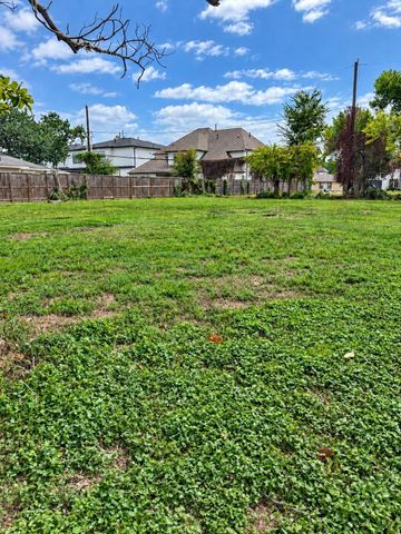 6629 Schiller Street, Houston, TX 77055