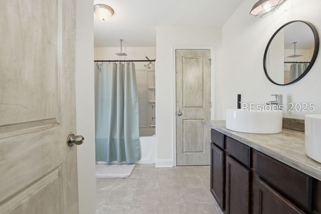 60 Honey Locust Ave, Bluffton, SC 29910