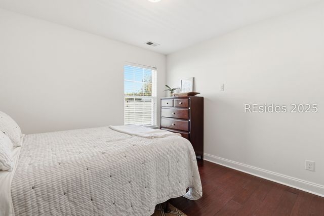 60 Honey Locust Ave, Bluffton, SC 29910