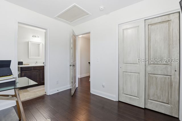 60 Honey Locust Ave, Bluffton, SC 29910