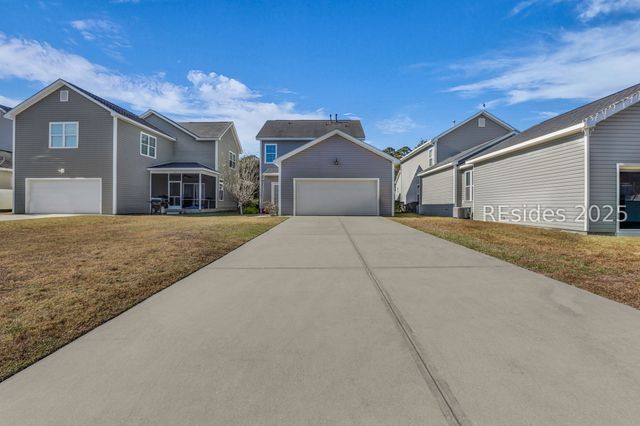 60 Honey Locust Ave, Bluffton, SC 29910