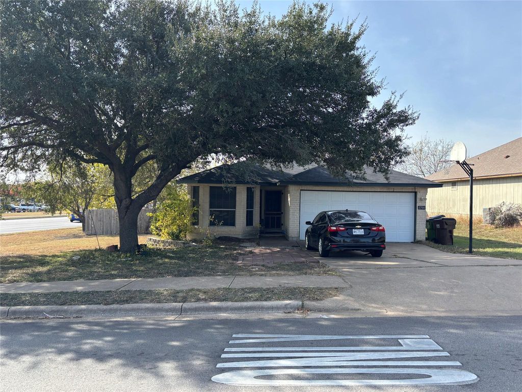 2700 Settlement DR, Round Rock, TX 78665