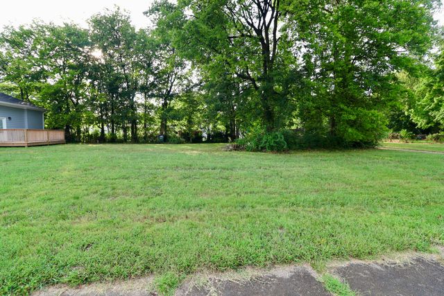 1503 N 12th Street, Paducah, KY 42001