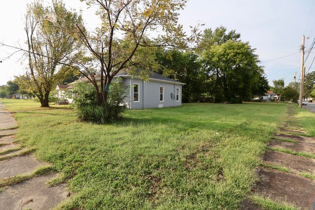 1503 N 12th Street, Paducah, KY 42001