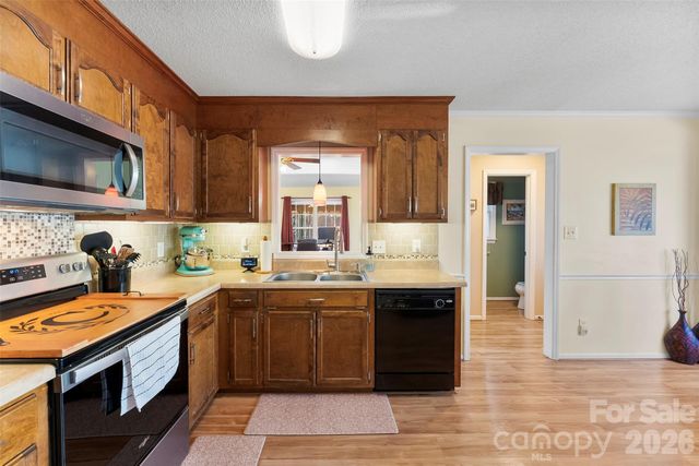 2191 Winterfield Drive, Gastonia, NC 28056