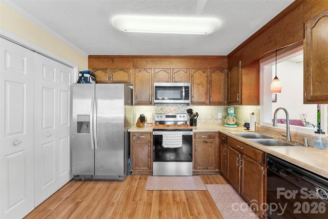 2191 Winterfield Drive, Gastonia, NC 28056