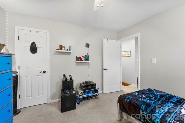 2191 Winterfield Drive, Gastonia, NC 28056