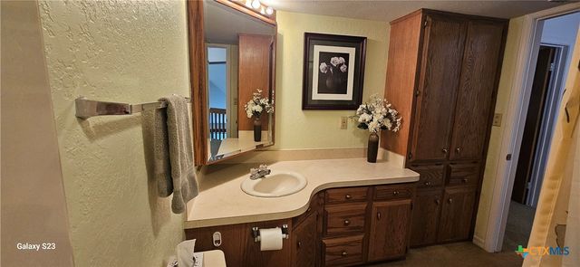 2115 W Hwy 84, Gatesville, TX 76528