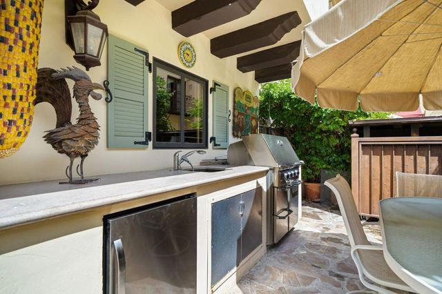 310 Villaggio E, Palm Springs, CA 92262