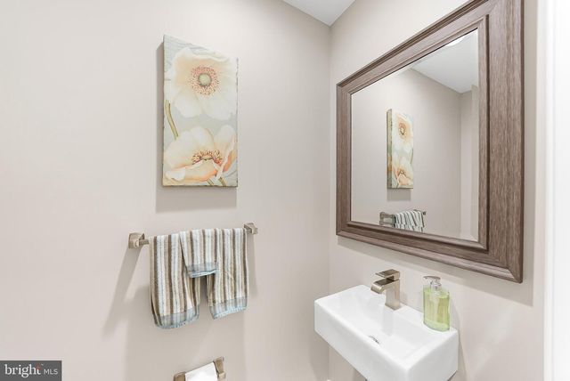 535 WEBB RD, Chadds Ford, PA 19317