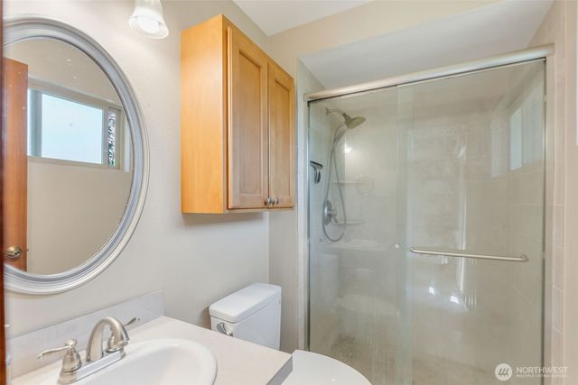 15733 SE 175th Place, Renton, WA 98058