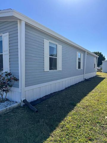 13953 Adelfa Avenue, Fort Pierce, FL 34951