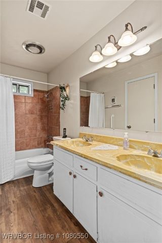 8611 Royal Ridge Drive, Fort Smith, AR 72903