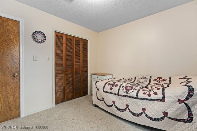 8611 Royal Ridge Drive, Fort Smith, AR 72903