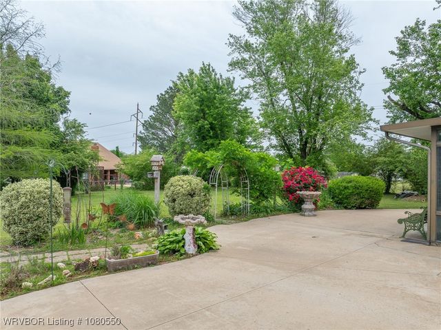 8611 Royal Ridge Drive, Fort Smith, AR 72903