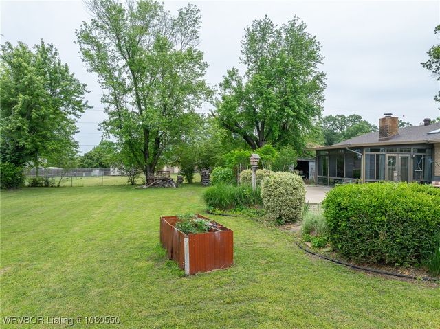 8611 Royal Ridge Drive, Fort Smith, AR 72903
