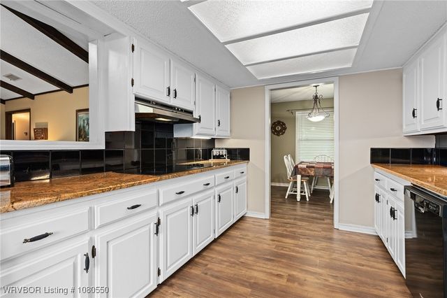8611 Royal Ridge Drive, Fort Smith, AR 72903
