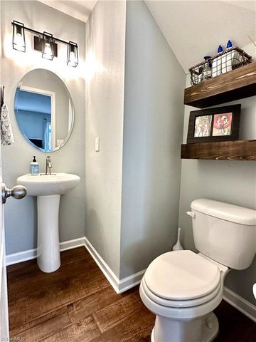 1734 Klompen Road, Kernersville, NC 27284