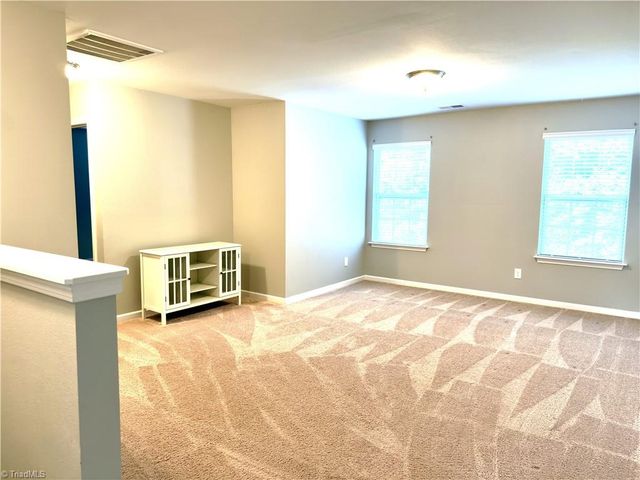 1734 Klompen Road, Kernersville, NC 27284