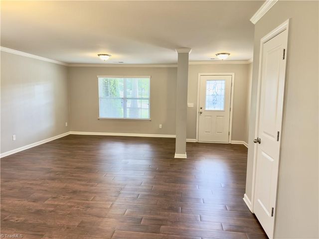 1734 Klompen Road, Kernersville, NC 27284