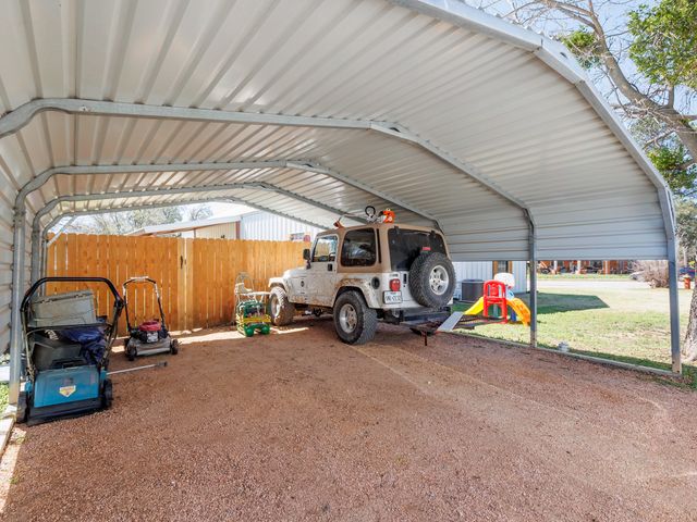 206 N 8th Street, Santa Anna, TX 76878