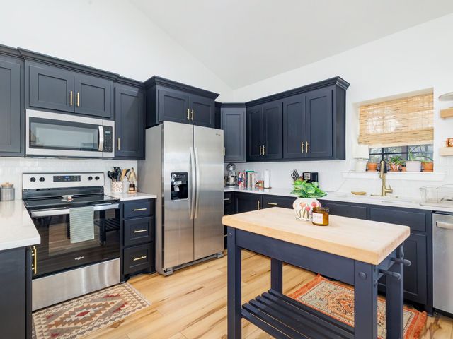 206 N 8th Street, Santa Anna, TX 76878