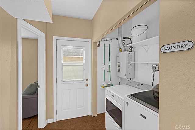 6008 Village Road, Lakewood, CA 90713