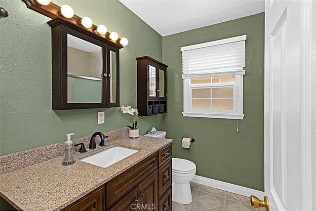 6008 Village Road, Lakewood, CA 90713