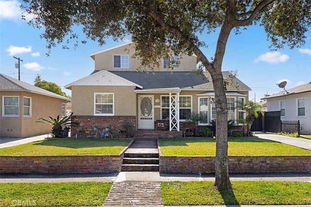 6008 Village Road, Lakewood, CA 90713