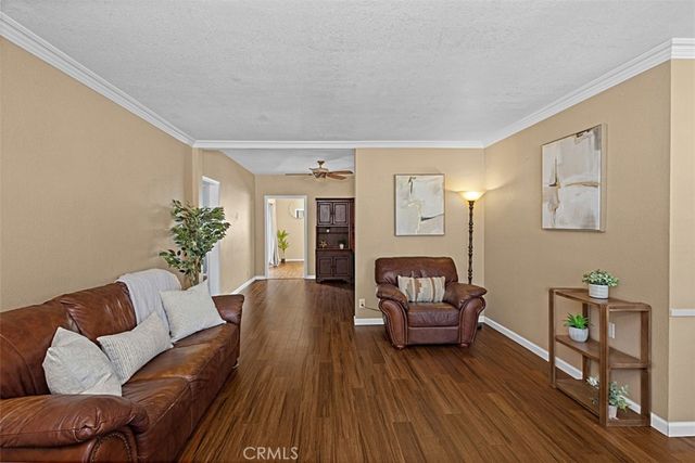 6008 Village Road, Lakewood, CA 90713