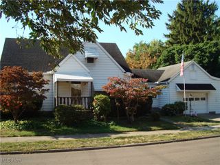 8 Adelford Avenue, Akron, OH 44310