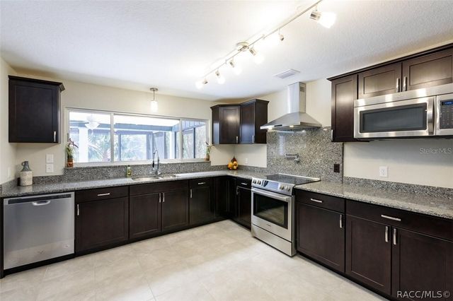 5002 SE 7th Place, Ocala, FL 34471