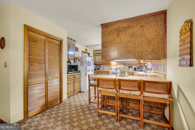 465 Minish Lake Road, Commerce, GA 30529