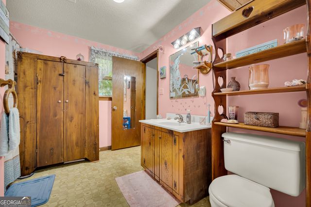 465 Minish Lake Road, Commerce, GA 30529