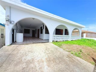 CALLE 9 #374 GUZMAN ABAJO, Rio Grande, PR 00745