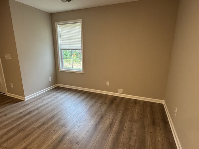 211 Mountaindale Dr, Smyrna, TN 37167