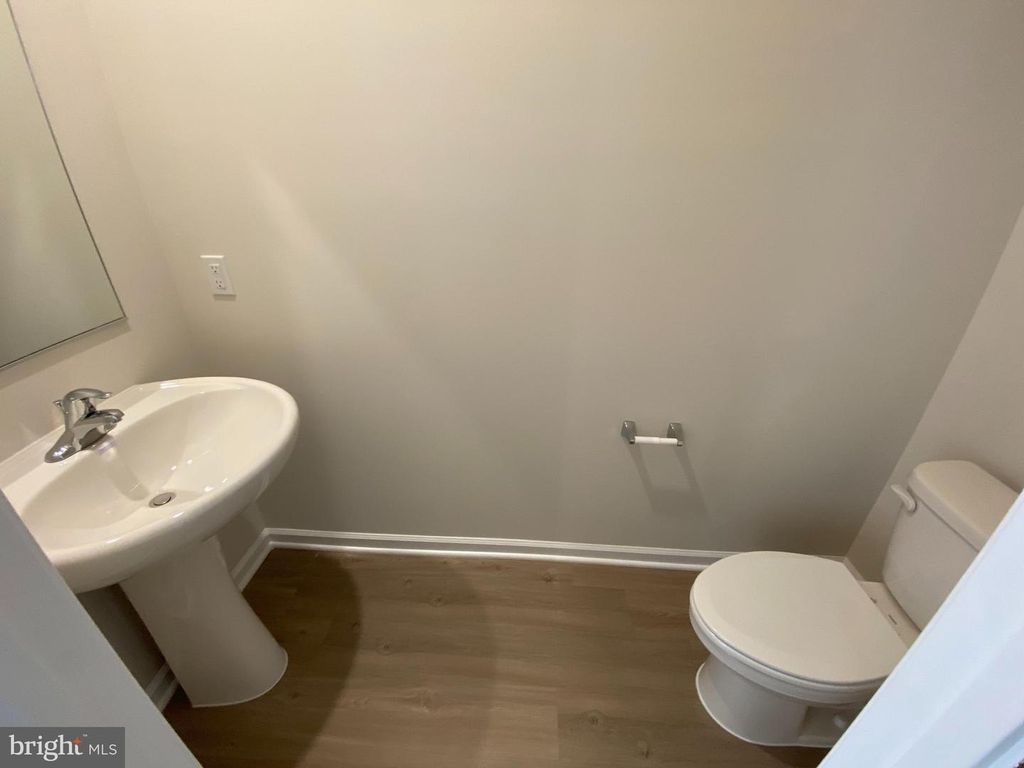 134 BLOOMSBURY ST, Falling Waters, WV 25419